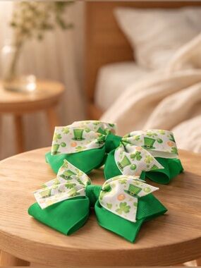 NWT Adorable 
St. Patrick's Day hair bows - set of 2. So cute